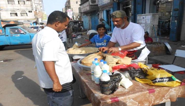 اللحوح.. قوت ومصدر رزق لليمنيين في رمضان