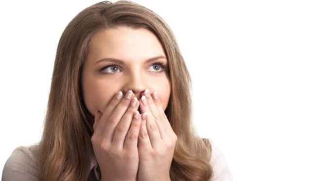 ما الذي يحدث عند صيامك عن الكلام حتى منتصف النهار؟