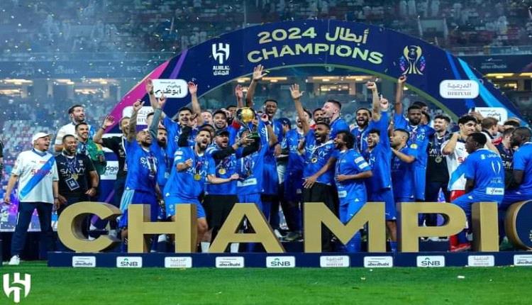 
الهلال يتوج بطلا للسوبر السعودي برباعية في شباك الاتحاد