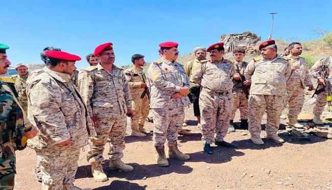 لجنة من وزارة الدفاع تزور جبهات الضالع والقوات تؤكد التصدي لأي اعتداءات حوثية