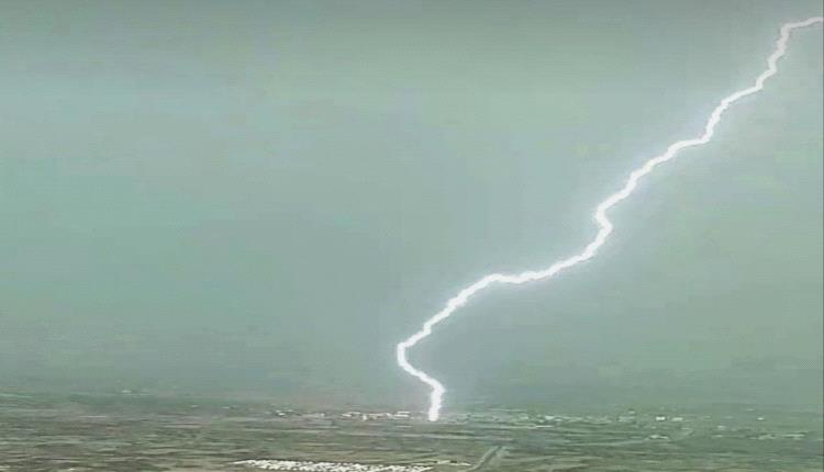 مصرع 7 أشخاص بصواعق رعدية في اليمن خلال 24 ساعة
