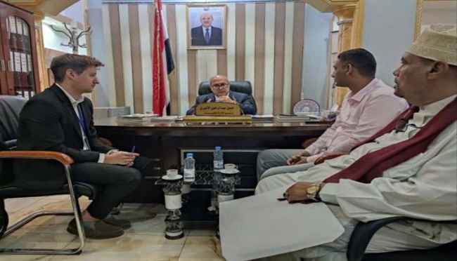 نوعية الخدمات والمشاريع الإنسانية في اليمن على طاولة لقاء حكومي أممي في عدن
