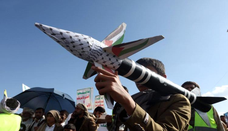 عاجل.. الحوثي يعلن قصف 5 سفن أمريكية ومنطقتي يافا وعسقلان بإسرائيل بالصواريخ