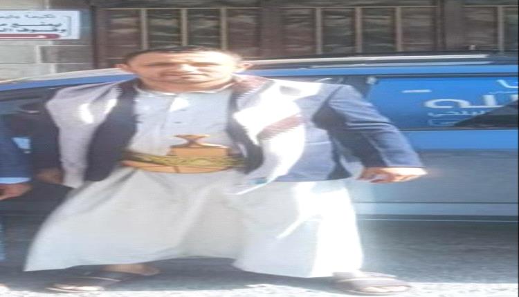 مسلحو الحوثي يحطمون زجاج سيارة ويختطفون مالكها في مدينة اب