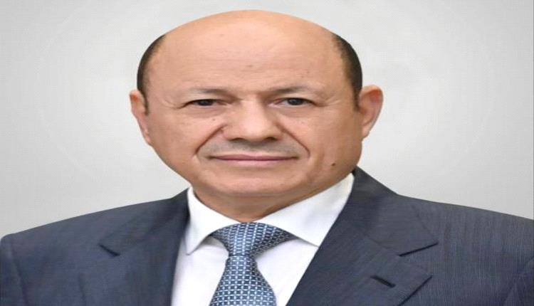 العليمي يهنأ وزير المالية بنجاح العملية