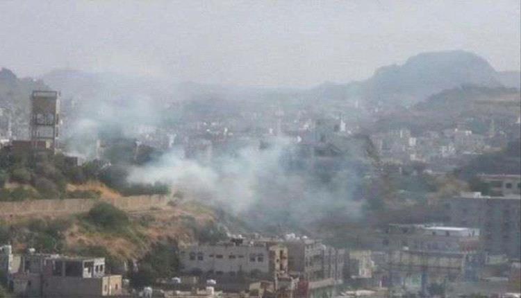 إجرام الحوثي مستمر في رمضان.. قذيفة حوثية تستهدف مدنيين شمال تعز