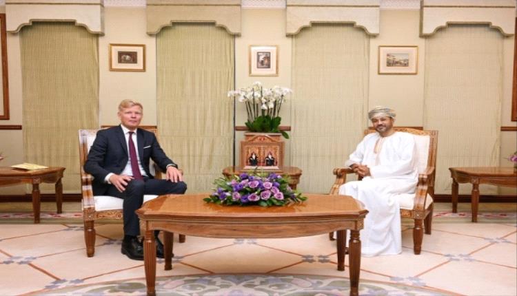 المبعوث الأممي ينهي زيارته إلى مسقط وتوجس حكومي من عودة الحوثيين لتفجير الحرب