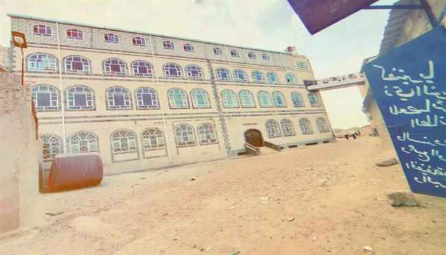 الحوثيون يغلقون أكبر المساجد السلفية جنوب صنعاء ويمنعون صلاة القيام