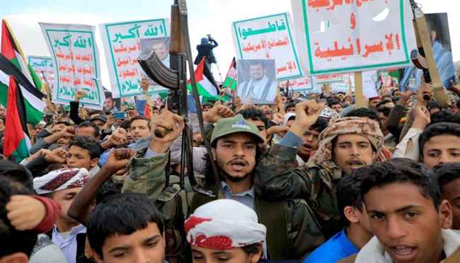 كاتب يكشف سيناريو صفقة ترحيل مقاتلي حماس إلى مناطق الحوثيين.. إسرائيل الرابح الاكبر
