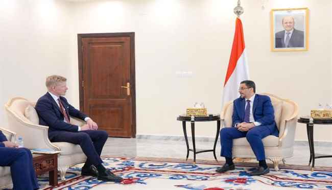غروندبرغ من عدن : استمرار التصعيد يدفع إلى مسارات أخرى لا تساعد على تحقيق السلام