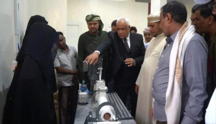 محافظ سقطرى يفتتح مركز للإبداع بتمويل إماراتي
