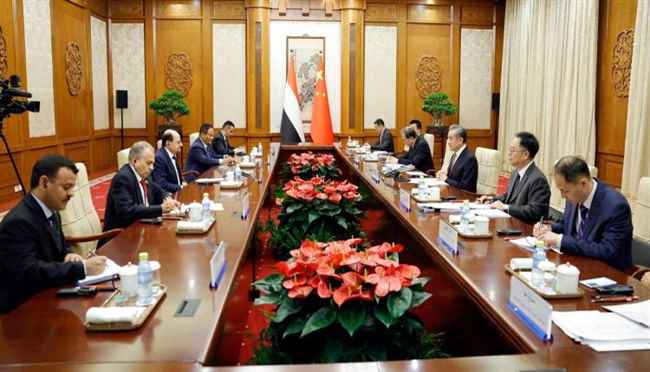 الصين تؤكد دعمها للرئاسي وتبدي استعدادها لتقديم مساعدات اقتصادية