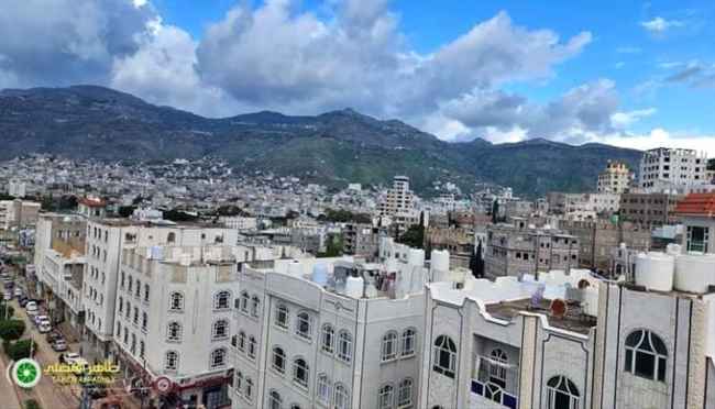 حوثي كبير يسطو على مصلى العيد بهذه المحافظة