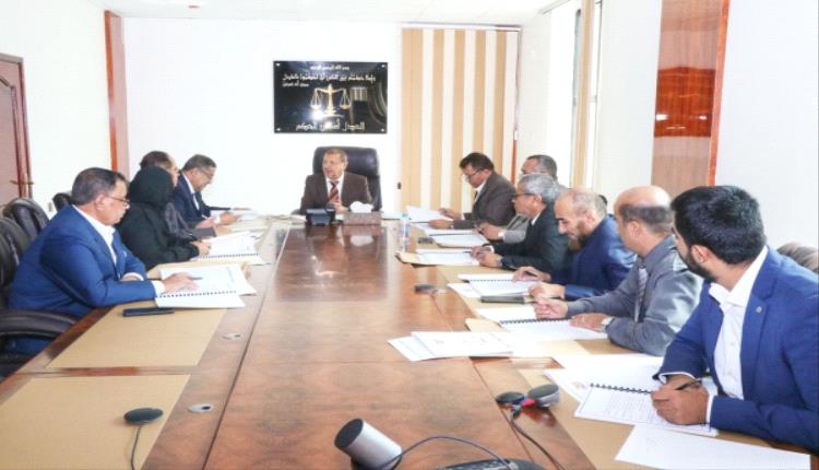 مجلس القضاء يعاقب إثنين من القضاة وإحالة أحدهم للتقاعد