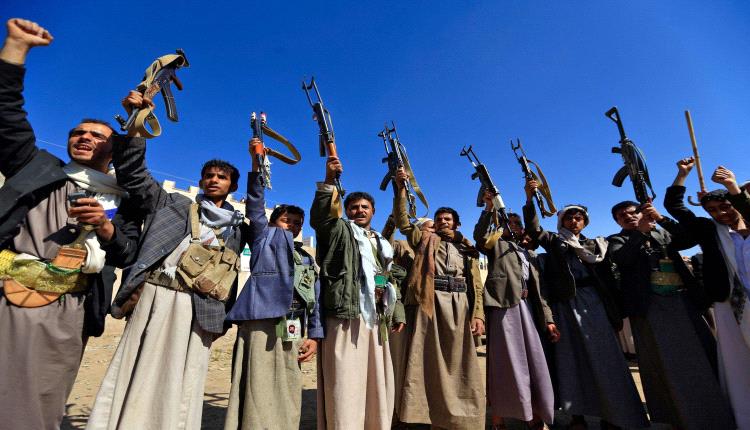 الحوثي يعترف بمصرع 2 من قيادات الجماعة