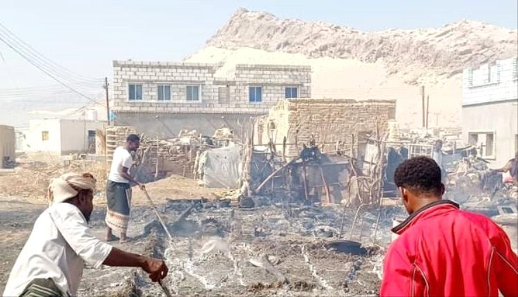 حريق مروّع يلتهم منزلاً بالكامل بسرعة مخيفة ويترك عائلة في العراء