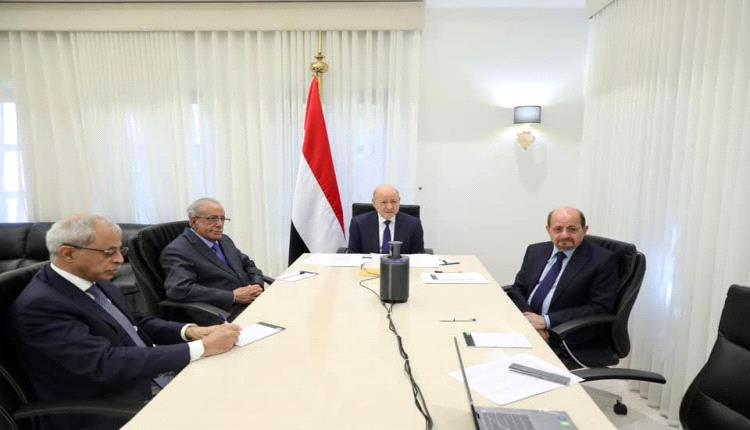الرئاسي يحشد الدبلوماسية اليمنية لمعركة الخلاص: المرحلة حاسمة ولا مجال للتقاعس