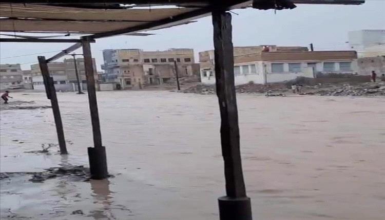 أمطار خير تضرب مدن ساحل حضرموت