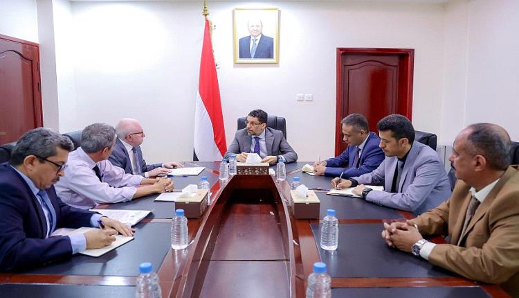 بشكل عاجل.. الحكومة توجه ببدء الرحلات التجارية الى مطار المخا الدولي