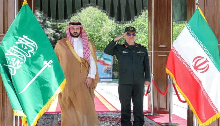 رئيس الأركان الإيراني: مستعدون لتطوير علاقاتنا الدفاعية بالسعودية