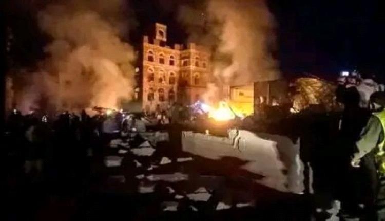 الحوثيون يختطفون 30 مواطنًا فضحوا أكذوبة قصف سوق صنعاء