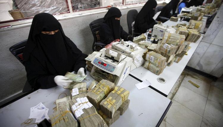 الداعري يحذر: انهيار العملة خارج السيطرة والحكومة غائبة منذ ثمانية أشهر