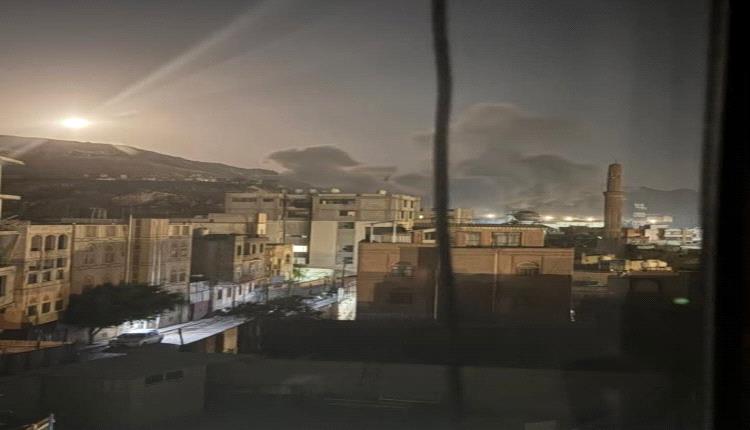 عاصفة صواريخ أمريكية تهز صنعاء: غارات تضرب أوكار الحوثيين ومخابئ الأسلحة بهذه الأماكن