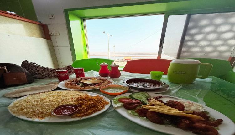 مكتب الصناعة في عدن يوجه اعلان تحذيري للمطاعم السياحية والمقاهي الشعبية