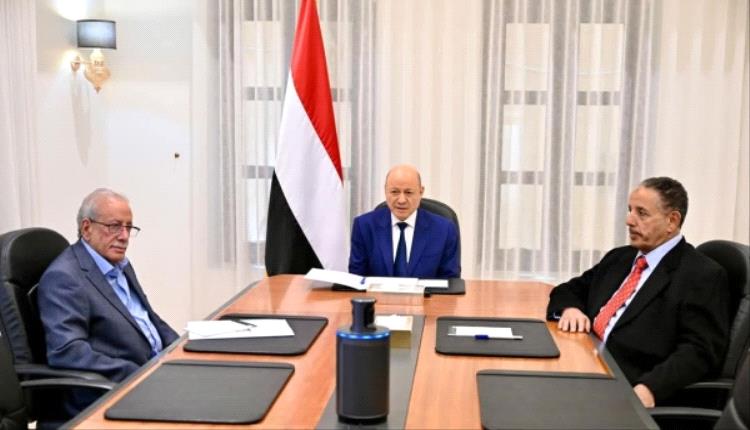 العليمي: حضرموت قاطرة الدولة والتنمية.. ونلتزم بتلبية مطالبها
