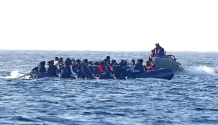 ارتفاع حصيلة ضحايا غرق زورق المهاجرين قبالة سواحل اليمن إلى 96 قتيلاً