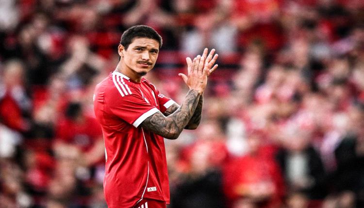 الهلال السعودي يتوصل لاتفاق لضم مهاجم ليفربول