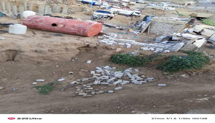 قيادات الإخوان العسكرية يعتدون على أرض مغترب ويحولونها إلى منجم أرباح في تعز