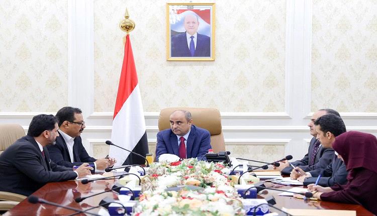 رئيس الحكومة يلزم شركة الغاز بتخفيض الأسعار بما يتوافق مع تحسن صرف العملة الوطنية
