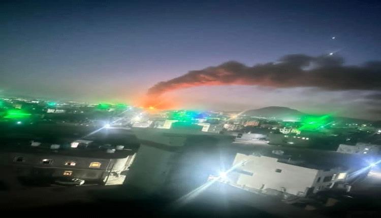 اثار رعب السكان.. انفجارات عنيفة تهز صنعاء وسيارات الإسعاف تهرع إلى المكان