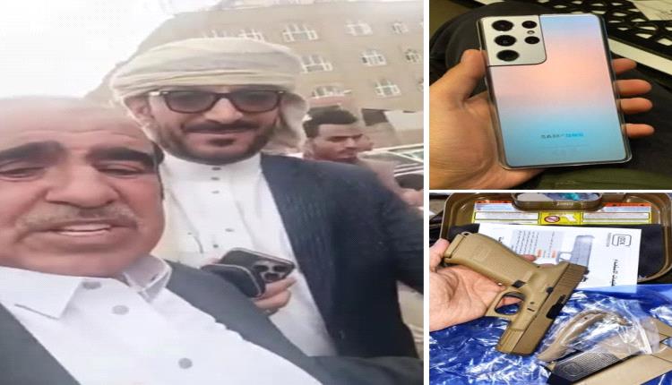 السرقة في جنازة الرئيس الحمدي.. مسلحون ينهبون مسدس ثمين وهواتف المشيعين في صنعاء