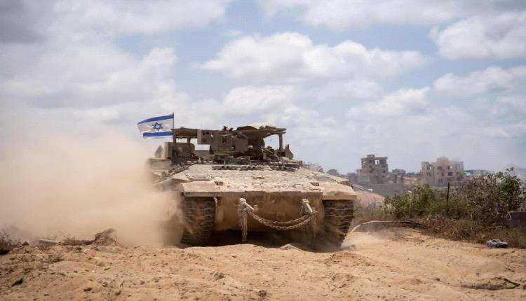 قصف عنيف وحشد للدبابات الإسرائيلية على حدود غزة