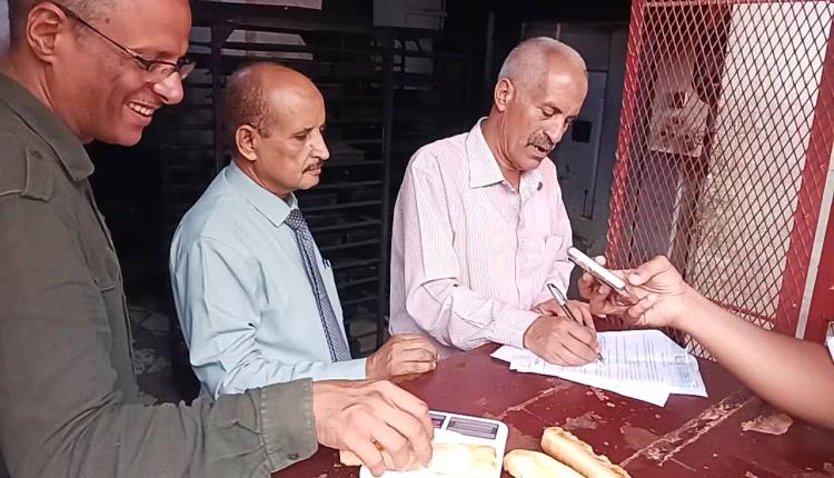 أفران تعز تنتج رغيف الجوع بمواصفات المافيا.. صحفي يكشف جرائم بالجملة