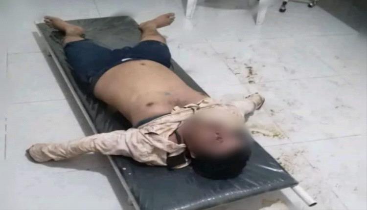 الحوثي يسحل شاب جنوب صنعاء حتى الموت ويصرخ في وجه والده: "يموت"