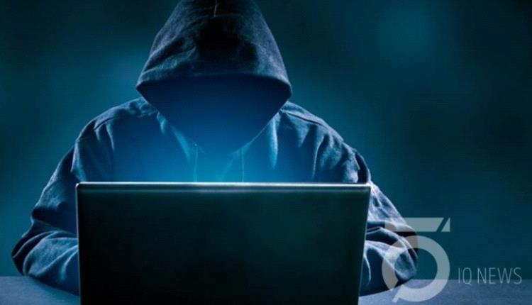 شرطة عدن تكشف وتضبط مبتز إلكتروني يستهدف أسرة ويهدد بنشر صورهم