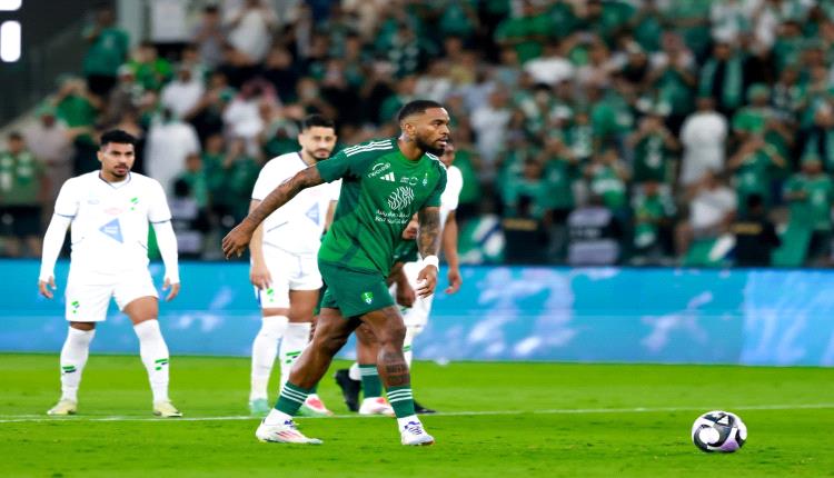 الأهلي يسحق العربي بخماسية ويتأهل إلى ثمن نهائي كأس خادم الحرمين
