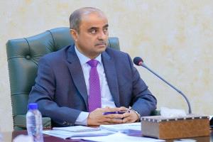 رئيس الحكومة يعلن الحرب على جشع التجار والمدارس الخاصة بعقوبات صارمة