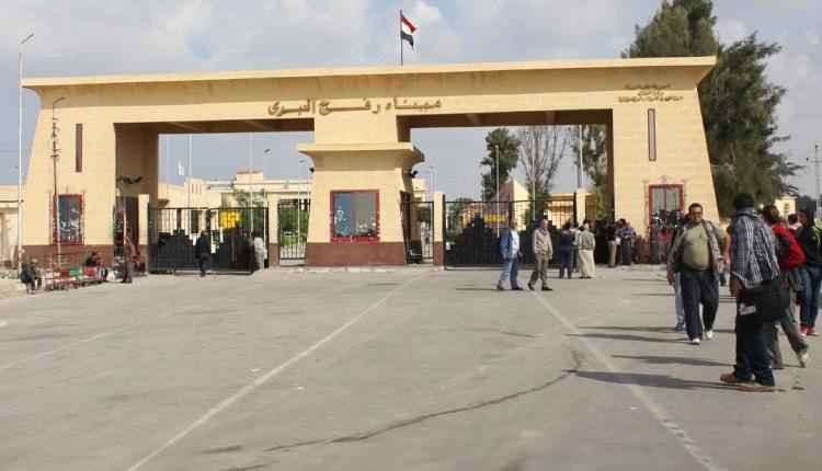 حماس تدعو الوسطاء للضغط على إسرائيل لفتح معبر رفح