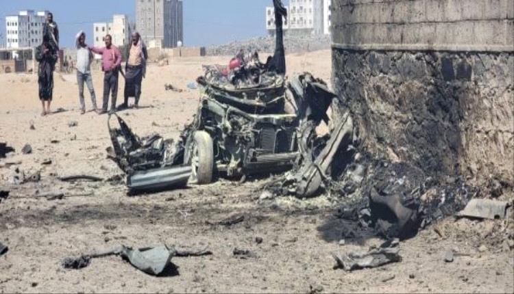انفجار سيارة مفخخة يستهدف أطقمًا عسكرية تابعة للعميد حمدي شكري في تعز