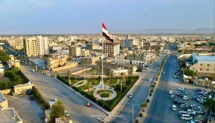 تحذيرات من انهيار وشيك في مأرب بعد انسحاب دولي