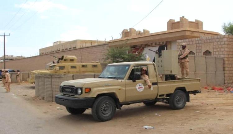 مصادر تنفي مغادرة درع الوطن لمواقعها في المهرة