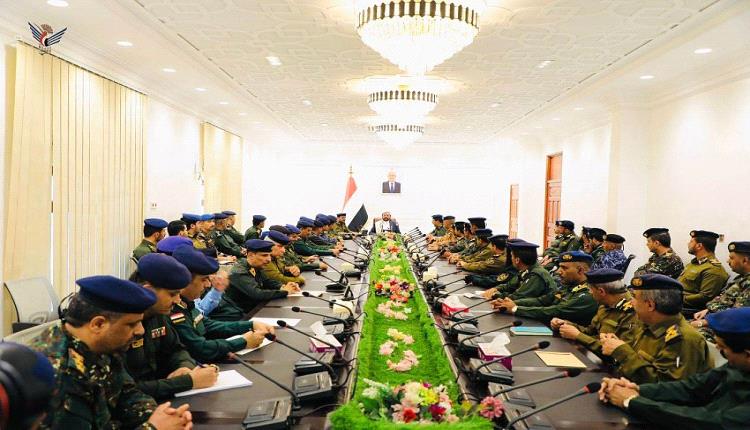 تفاصيل اجتماع جديد للعرادة في مأرب.. العدو يستغل كل فرصة