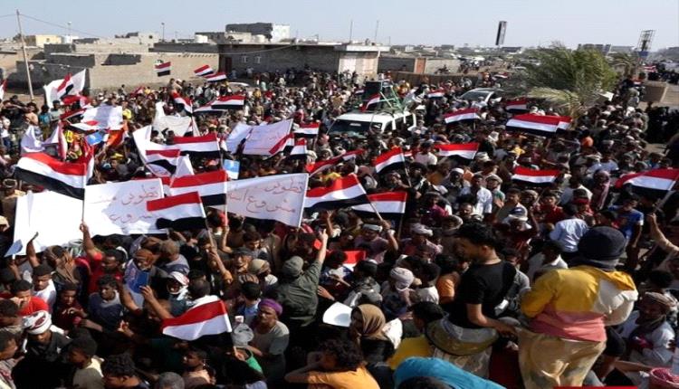 انتفاضة شعبية تهز المخا لمباركة توقع اتفاقية مشروع اقتصادي هام