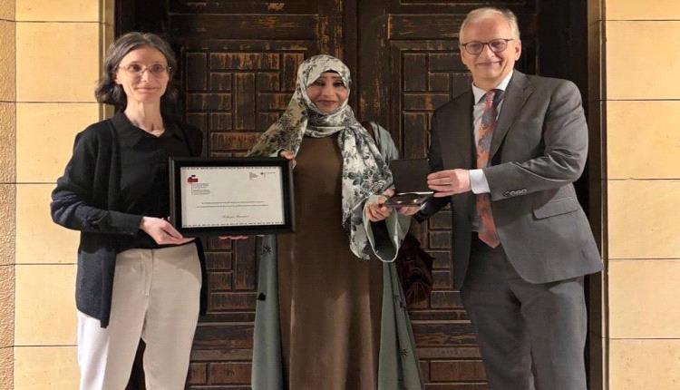 إنجاز وطني هو الأول.. فتحية المعمري تفوز بجائزة فرنسية - ألمانية رفيعة