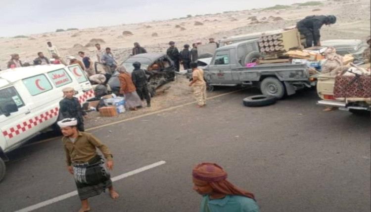 حادث مروري مروع في أبين يودي بحياة مدني ويصيب 4 آخرين