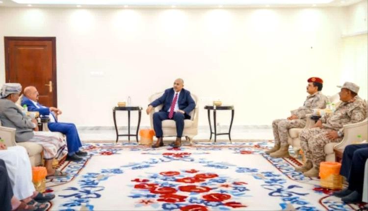 الزُبيدي يؤكد للبركاني استعداد قوات الانتقالي للمشاركة في اي عمليات تستهدف مناطق الشمال 